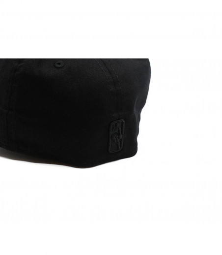 New Era Bulls Black On Black 39Thirty New Era Bulls Black On Black 39Thirty